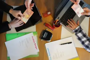Gleiche Arbeit = Gleiche Bezahlung